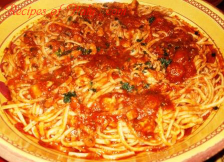 Linguine with Salmon Tomato Sauce Photo